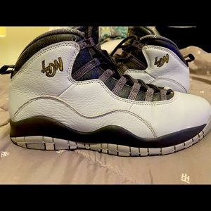 Jordan 10s LIMITED EDITION (LONDON) Light & dark gray